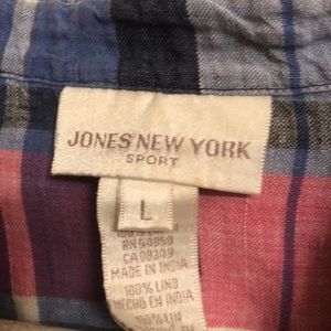 Ladies button up shirt.